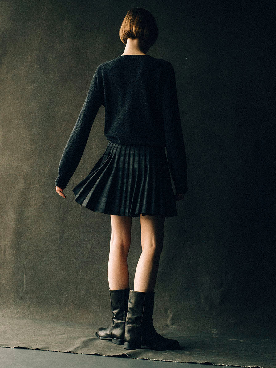 01 - Charcoal grey tartan - Le Kilt