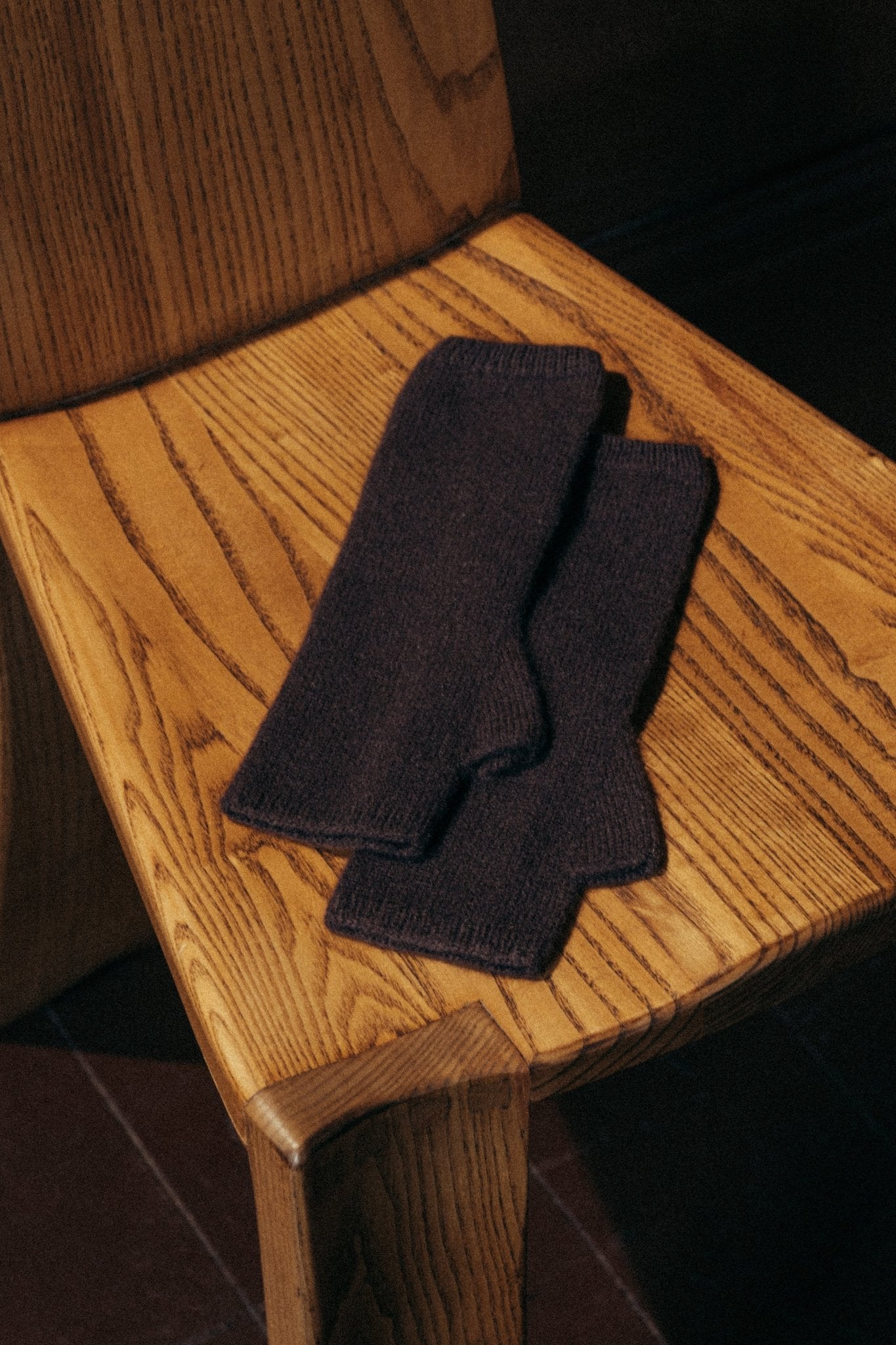 CASHMERE WRISTWARMERS - Le Kilt